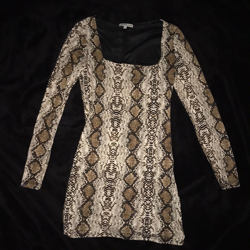 Dress - Picture 1 of 1